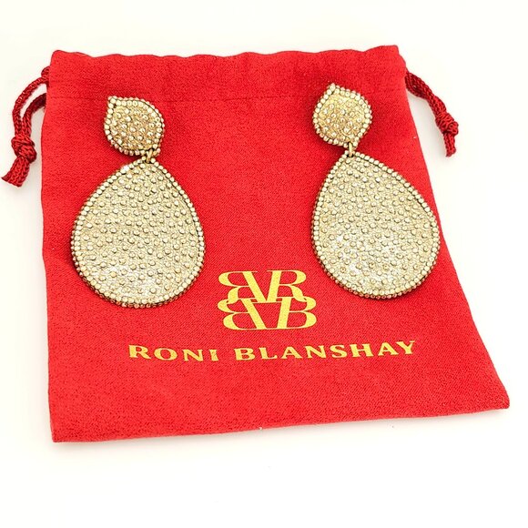 Roni Blanshay | Teardrop Mesh & Crystal Statement Earrings | Red Carpet Pedigree - Picture 4 of 10
